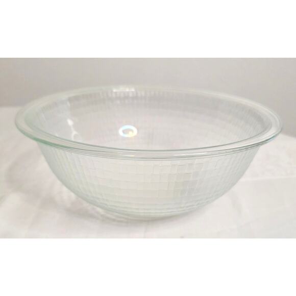 Vintage Pyrex 2.5L Round Borosilicate Glass Bowl Basket Weave Pattern - Picture 1 of 5